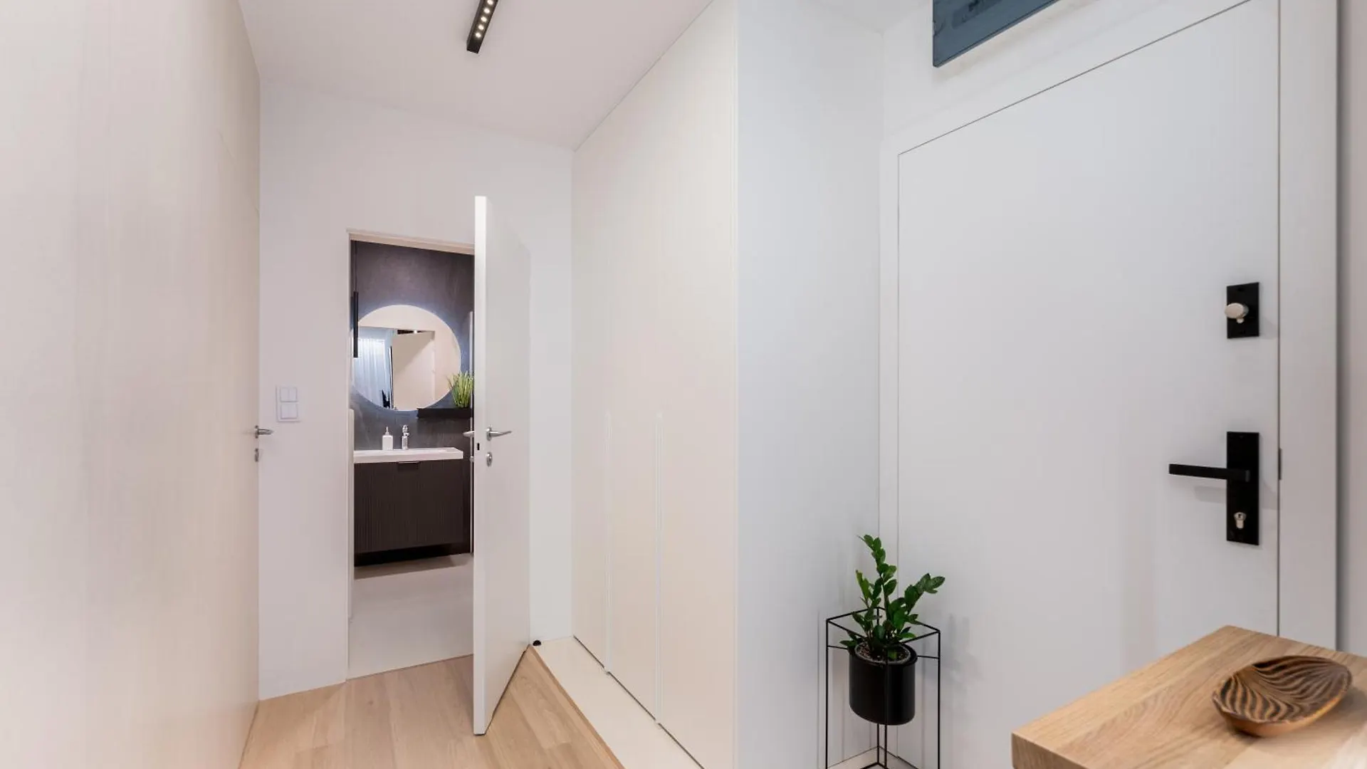 Apartment Old Town Krowoderska With Free Underground Garage Krakow 0*,