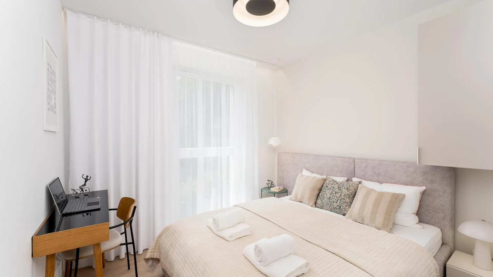 Apartment Old Town Krowoderska With Free Underground Garage Cracovie